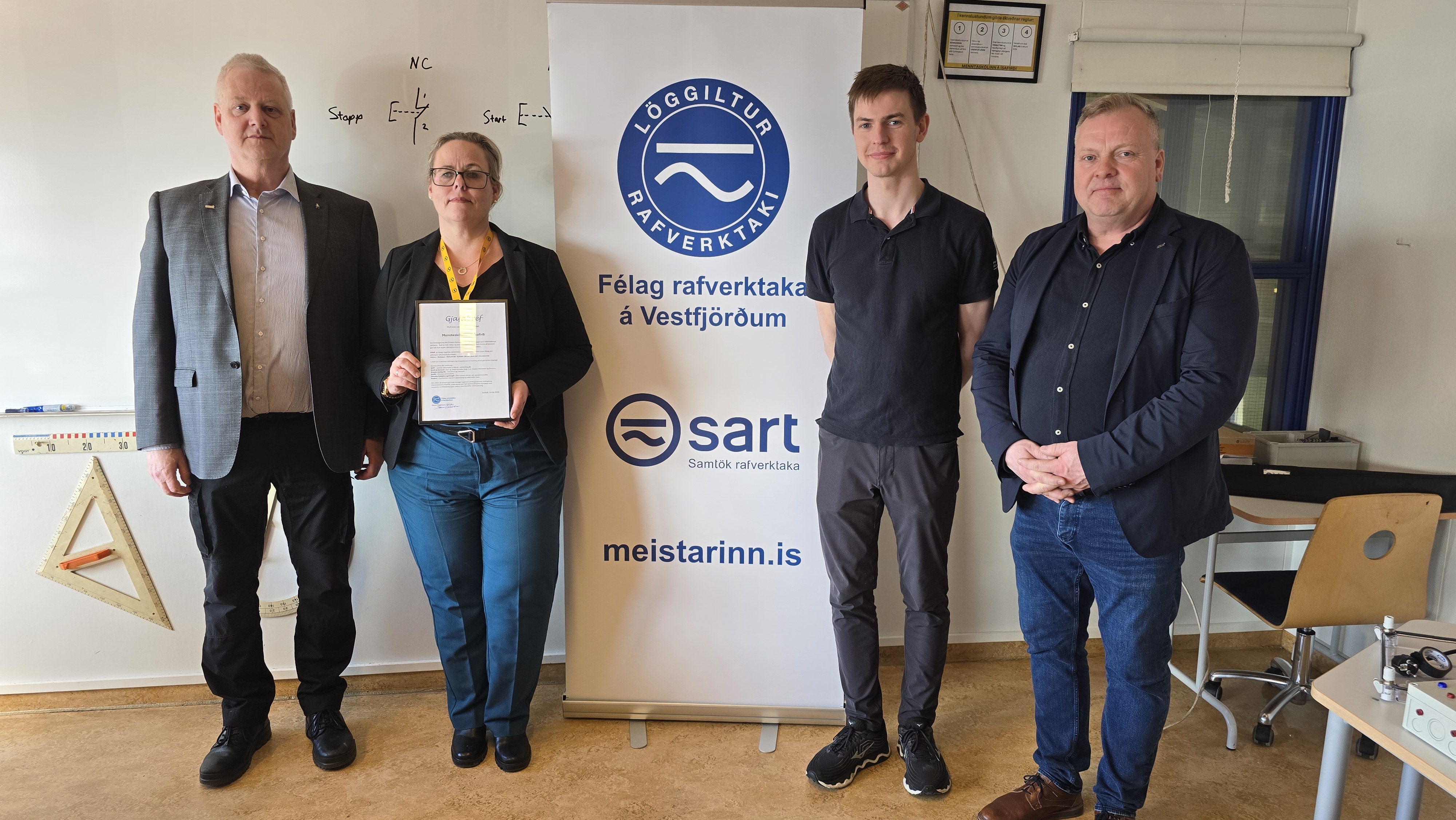 Bilanagreinar efla verklega kennslu í rafiðngreinum á Ísafirði