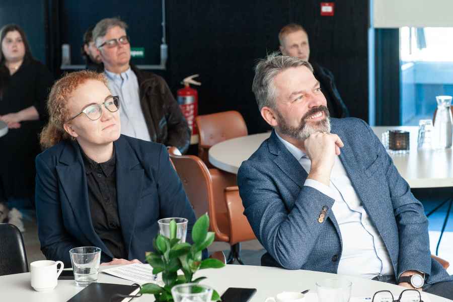 Börg Ásta Þórðardóttir, Sviðsstjóri mannvirkjasviðs SI og Þór Pálsson framkvæmdastjóri RAFMENNT